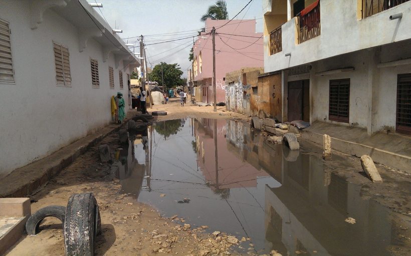 A GAME AGAINST FLOODING